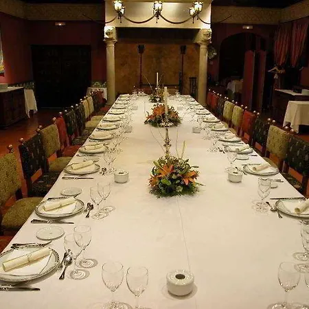 فندق De 4*