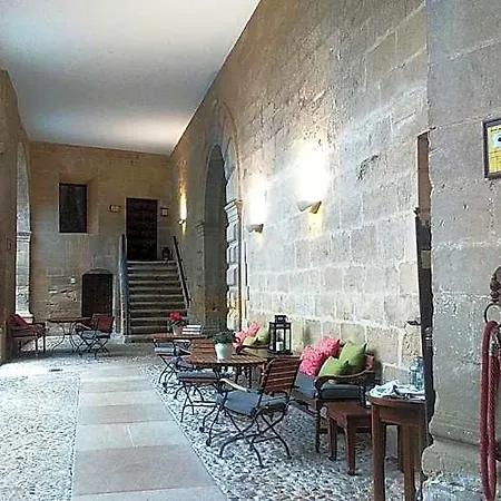 Hotel De 4*