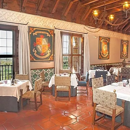 Hotel De 4*
