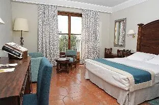 Hotel De 4*